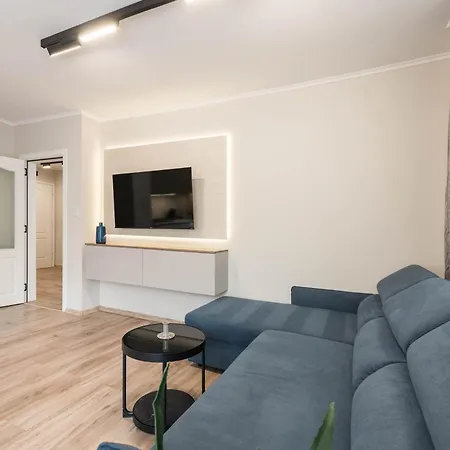 Apartament Perfect Near Sea Garden 4 *